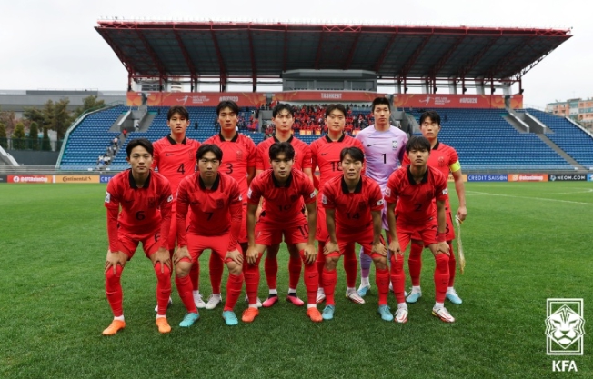 중국과의 8강전에 선발 출전한 남자 U-20 대표팀 11명의 모습.