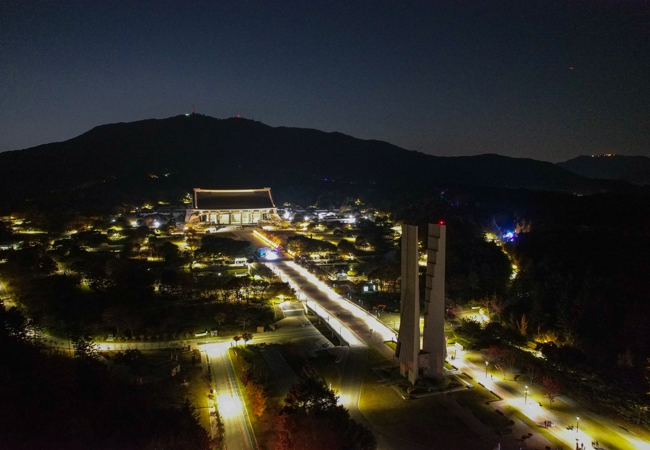 독립기념관 야간 전경
